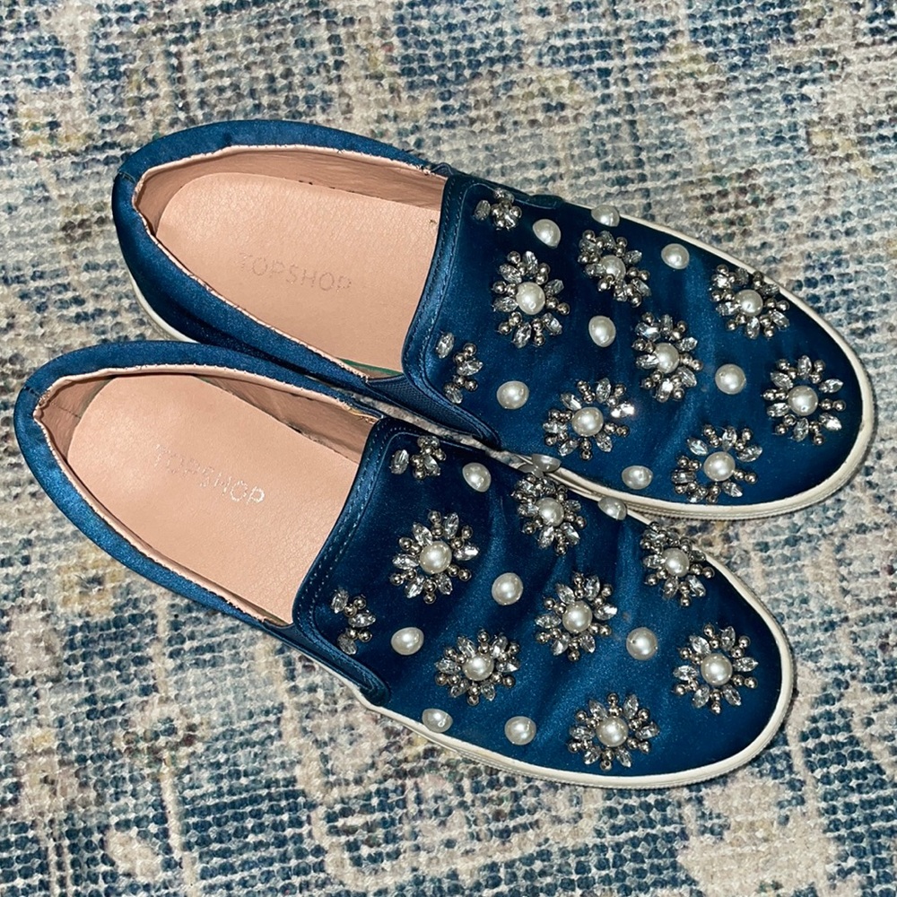 Top shop slide on sneaker